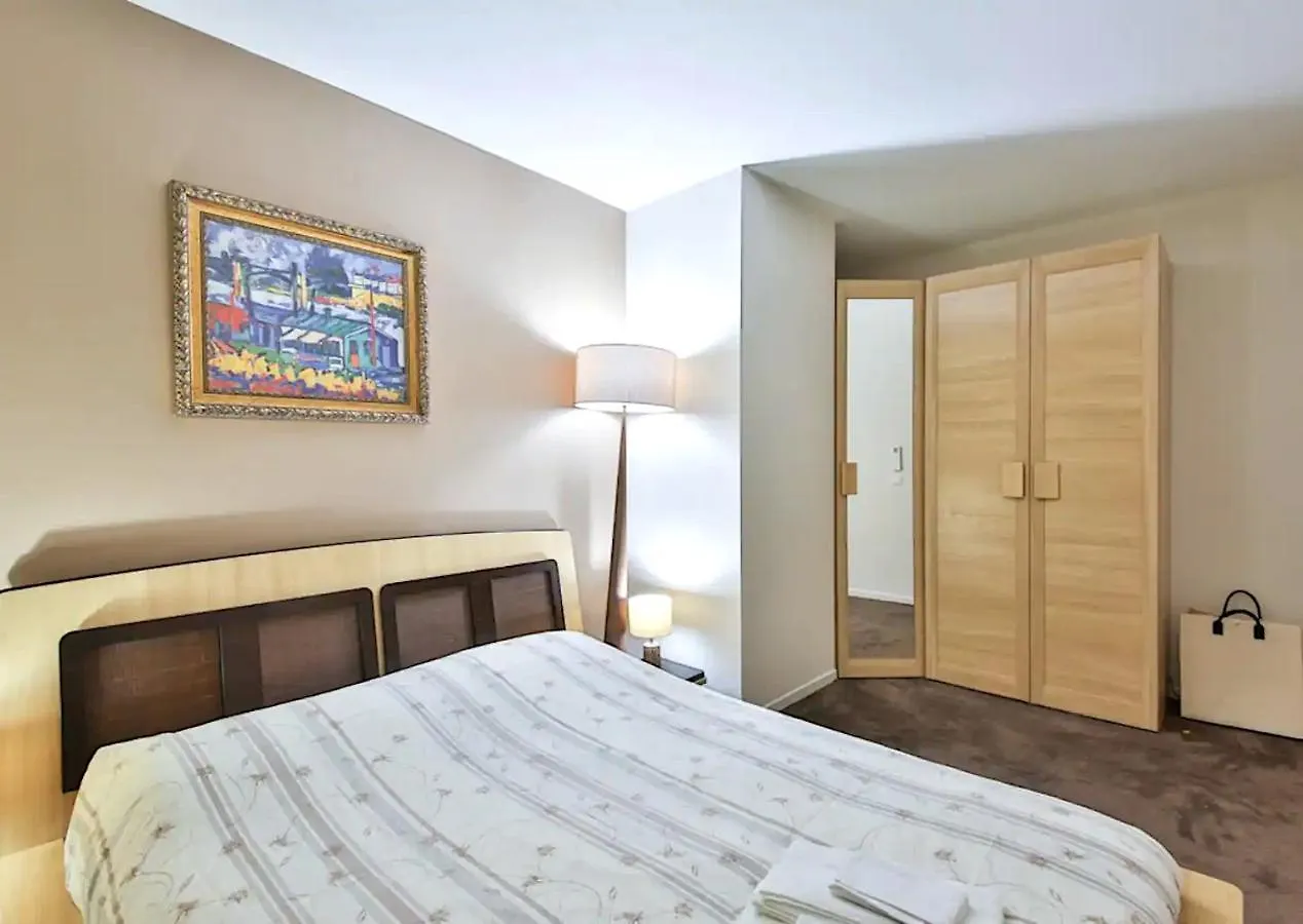 L'Appartement Thibaud Paris Apartment